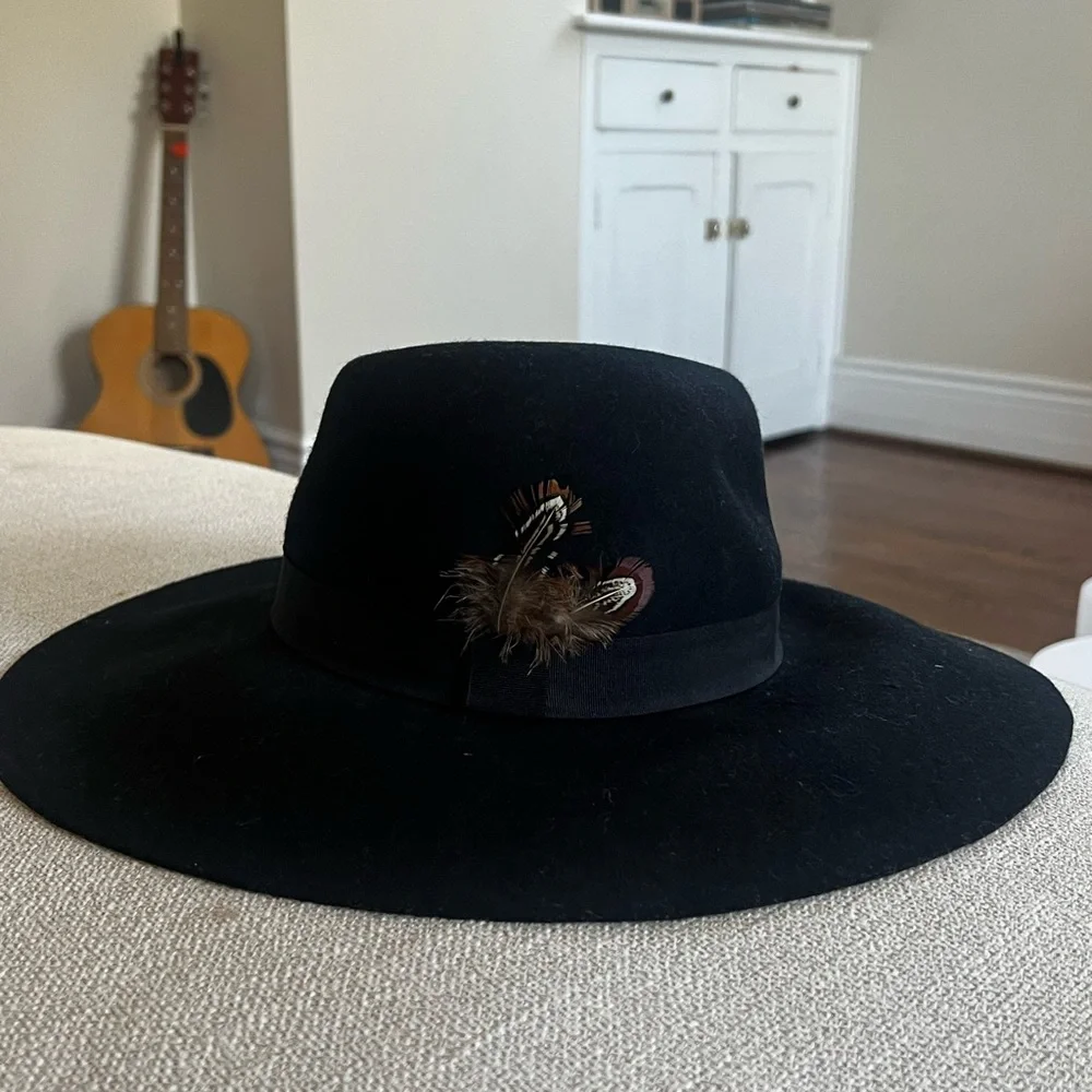 Steve Madden Hat - Picture 1 of 3